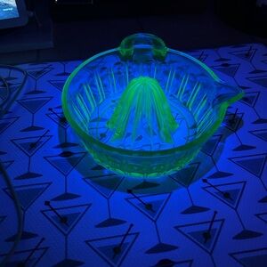 Uranium Glass Juicer